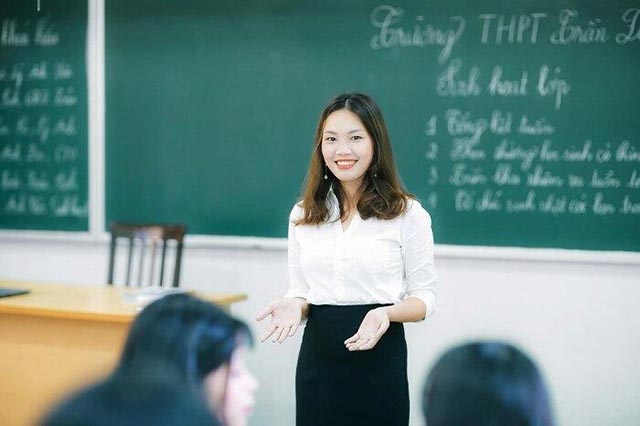 Sinh viên ngành Sư phạm có thể trở thành giáo viên nhiều cấp, hoặc giảng viên trên đại học